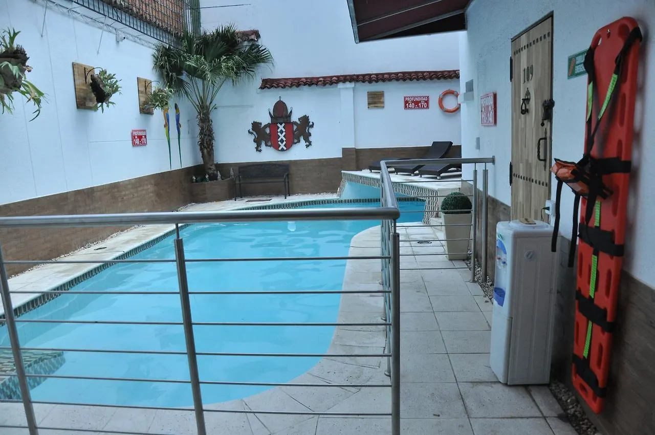 Paraiso Hostal Boutique Cali Pensión